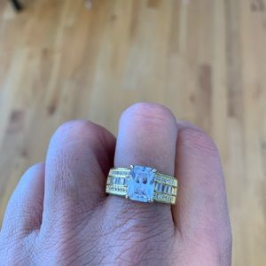 Sterling Silver 925 gold tone overlay Radiant Cubic Zirconia ring sz 9.25